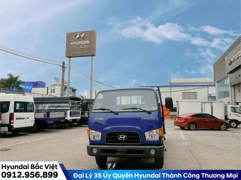 Xe tải gắn cẩu Hyundai HD320 11 tấn thùng dài 78m